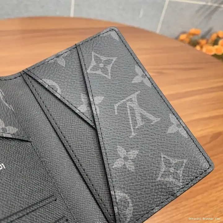 Official Brother Sam 2107YA0049 Bags LV 0822